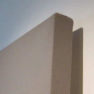 Acoustipanel SN, détail d'un angle. Cliquer sur l'image